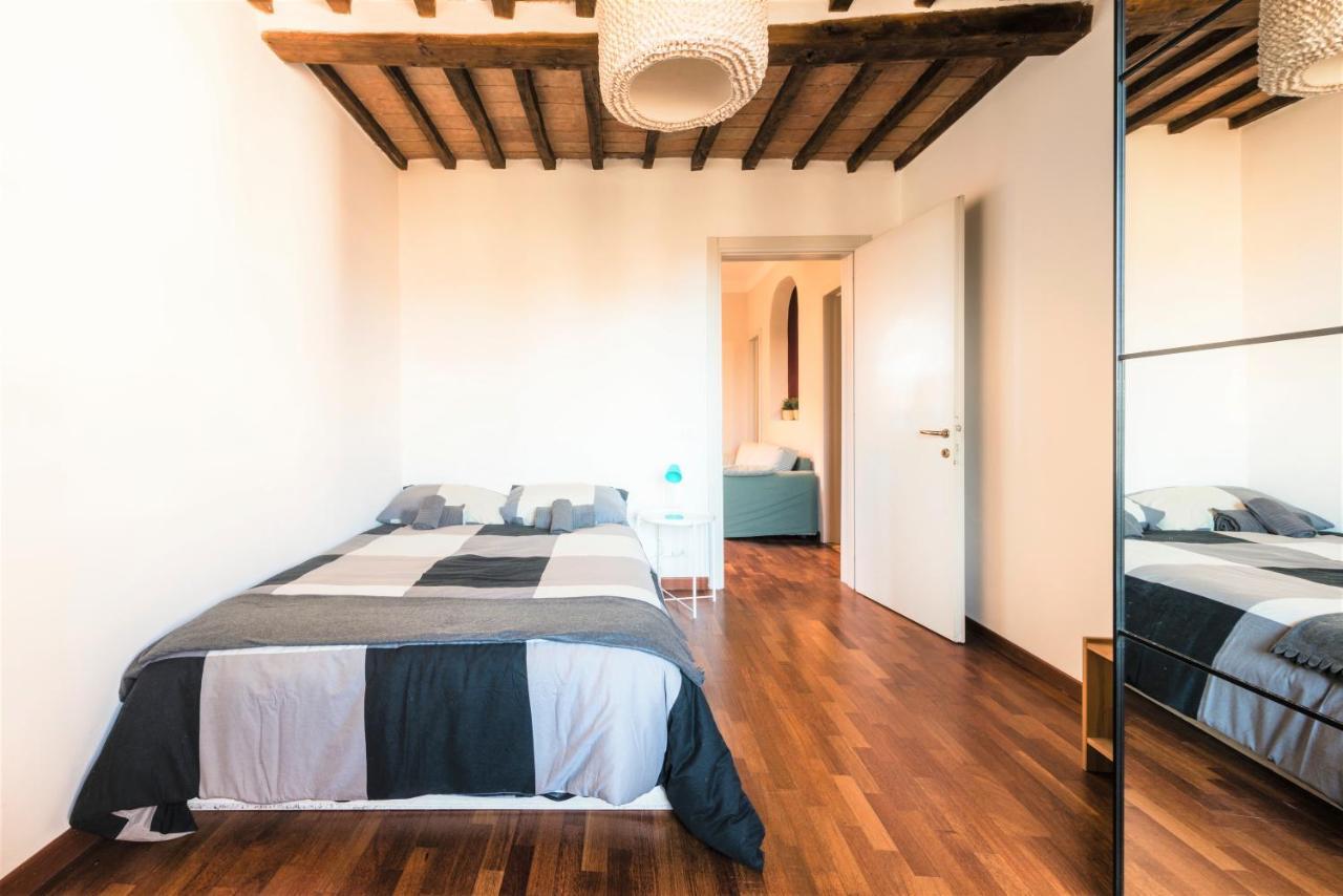 Hostly - La Pera Suite Apartment - 2 Bedrooms, Full Center Pisa Luaran gambar
